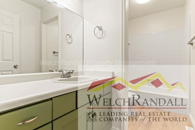 Building Photo - 1701 E 1450 S