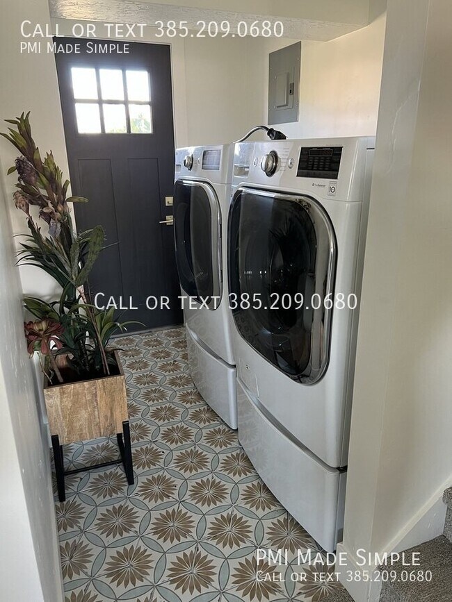 Building Photo - 5777 S Sagewood Dr