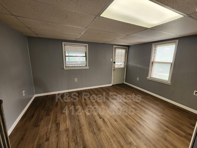 Building Photo - 79535 Reamer St