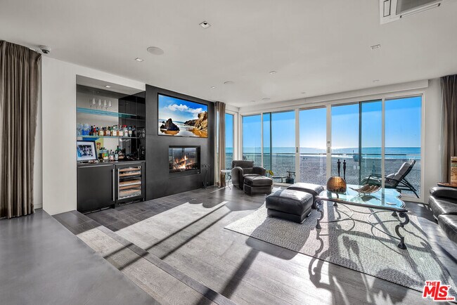 Building Photo - 1 Driftwood St