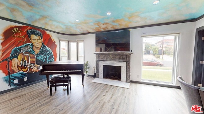 Building Photo - 3453 Floresta Ave