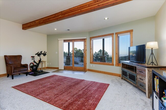 Building Photo - Incredible 5 BD/5 BA Mountain Home in the ...