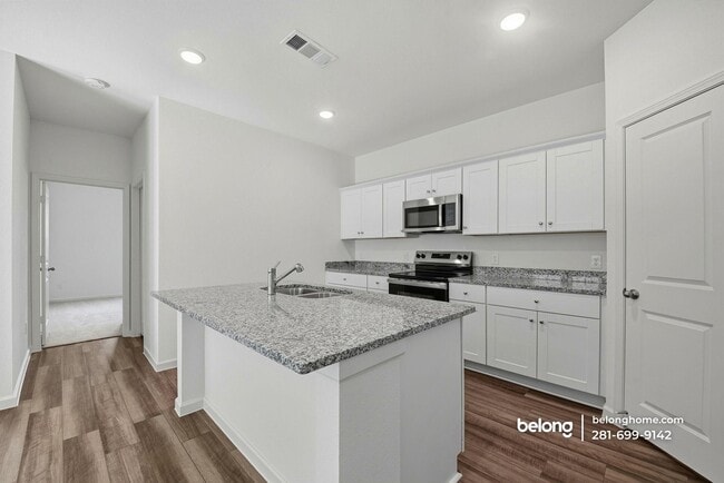 Building Photo - 10726 Sonny Trails Ct