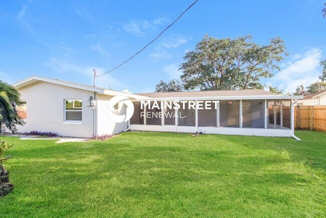 Building Photo - 4 Bedroom Pet-Friendly Home in MELBOURNE, ...