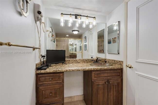 Building Photo - 1201 S Ocean Dr