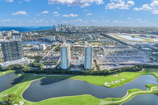 Building Photo - 1745 E Hallandale Beach Blvd