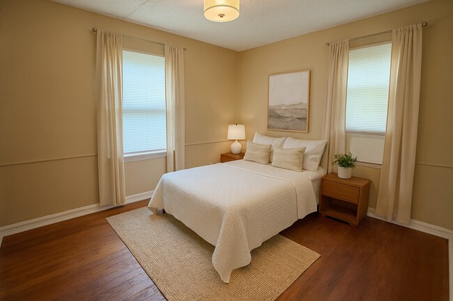 Building Photo - 517 E Rickenbacker Dr