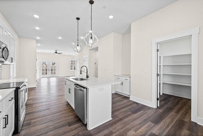 Building Photo - Pleasant View Townhomes