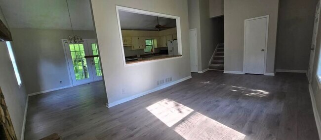 Building Photo - 3730 Silver Leaf Ct SW