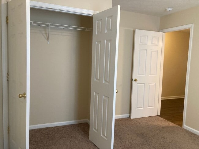 Building Photo - 109 Kestrel Ct