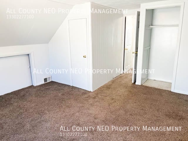 Building Photo - 27081 Farringdon Ave