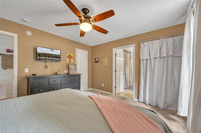 Building Photo - 313 Ridge Hill Cir