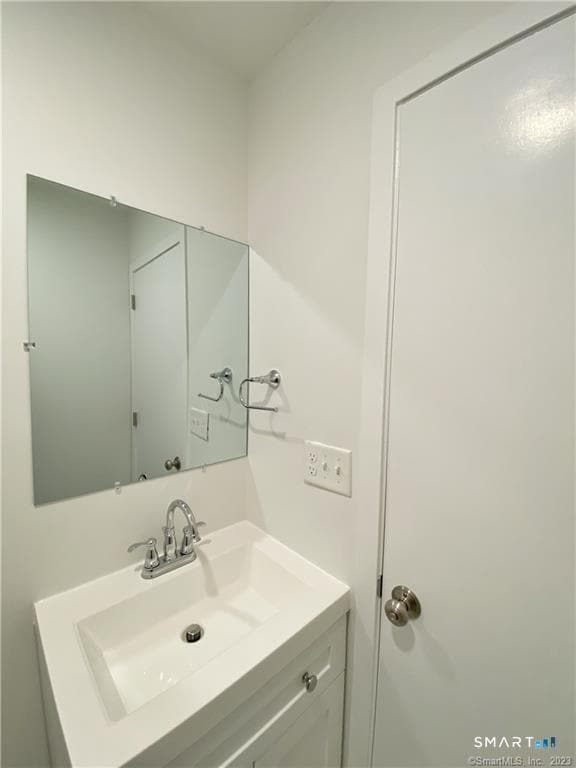 Building Photo - 56 Taylor Pl