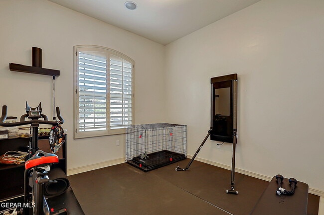 Building Photo - 13452 Emerald Falls Dr