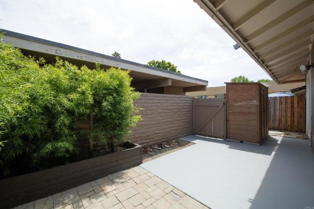 Building Photo - 941 La Fiesta Way