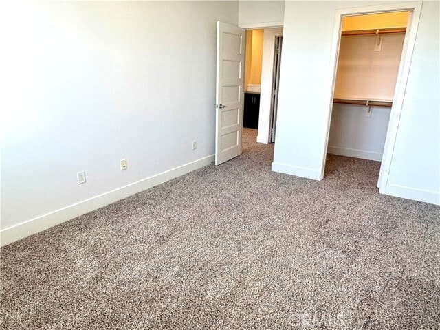 Building Photo - 12 Empire Dr