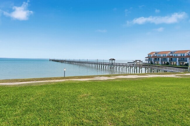 Building Photo - 620 Fulton Beach Rd