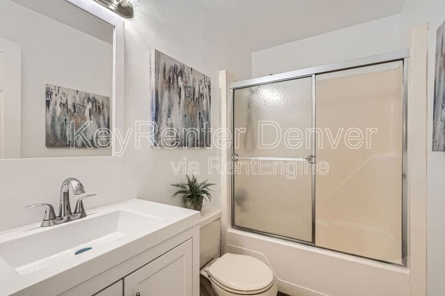 Building Photo - 969 S Miller Way