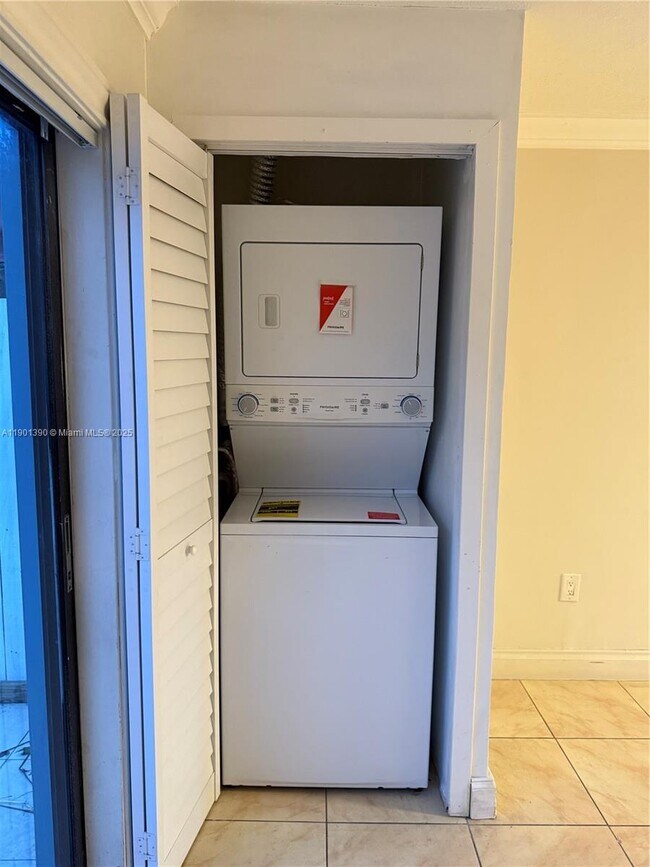 Building Photo - 12045 SW 18th St