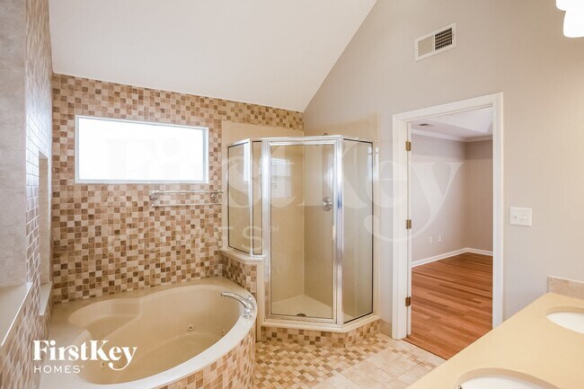 Building Photo - 10258 Spruce Grove Ln