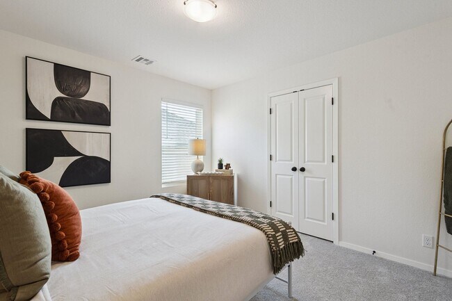 Building Photo - Modern Comfort Meets Turn-Key Living in Owasso’s Newest Build