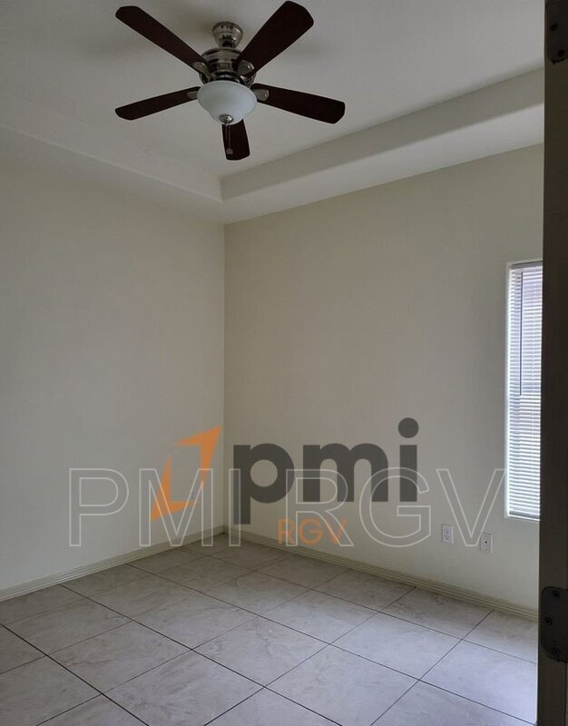 Building Photo - 403 N Lotto Ln