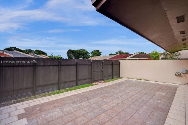 Building Photo - 5314 SW 140th Pl