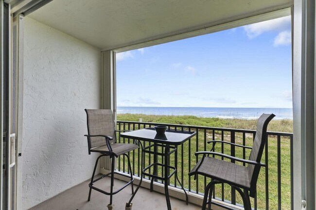 Building Photo - 10152 S Ocean Dr