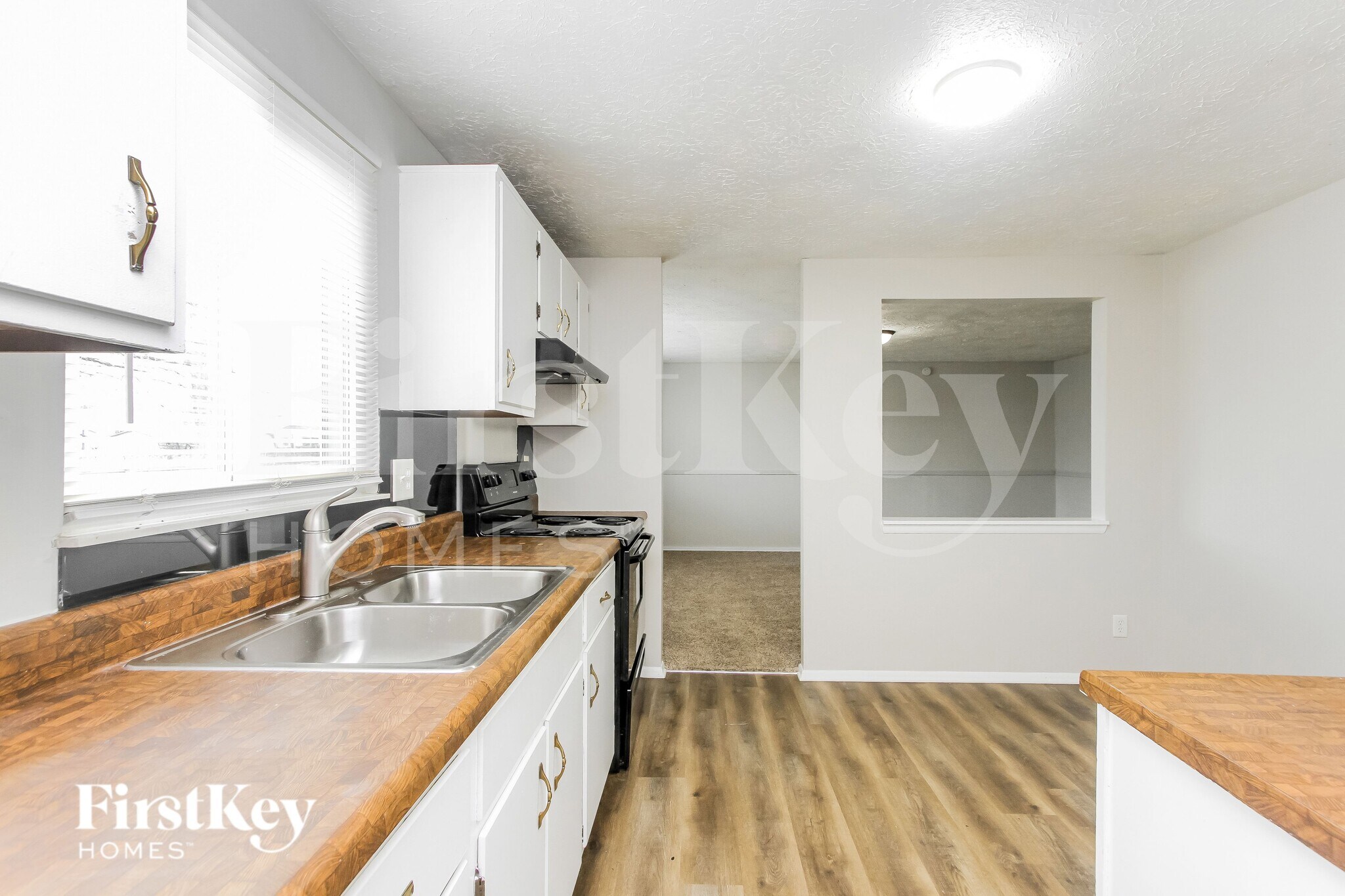 Building Photo - 5901 Pemberly Dr