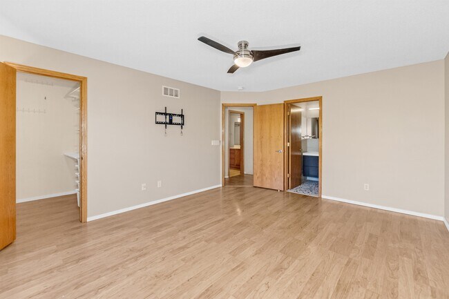 Building Photo - 15612 Float Ct