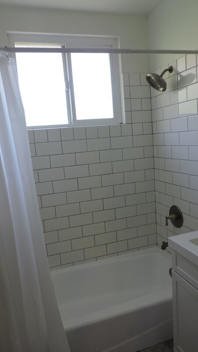 Building Photo - 4025 Don Tomaso Dr