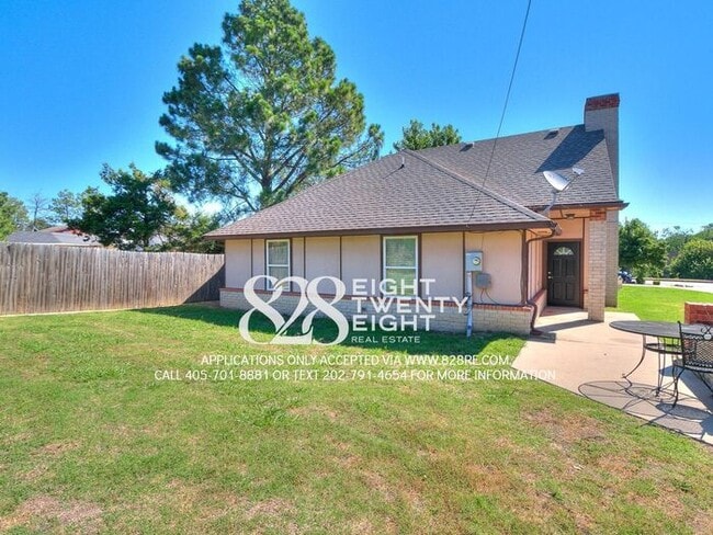 Building Photo - Roommates Not Working Out? 4 Bed/2 Bath Home Near OU Campus Available NOW! (Not Preleasing for 2027)