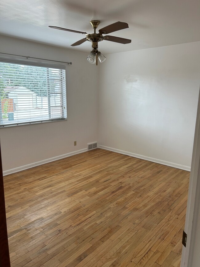 Building Photo - 1805 Downington Ave S