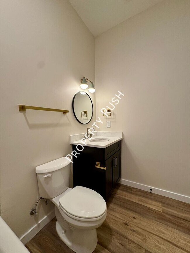 Building Photo - 1857 Zeta Way