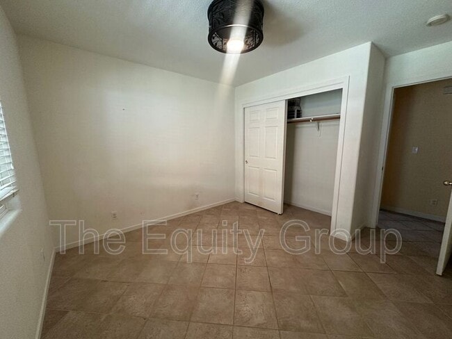 Building Photo - 2409 N Linda Vista St