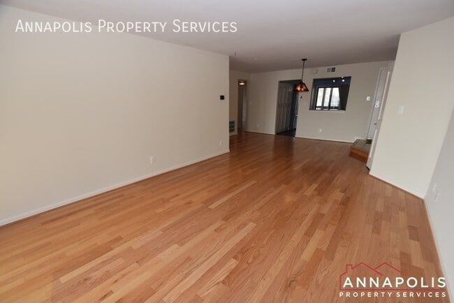 Building Photo - 2024 Quay Village Ct