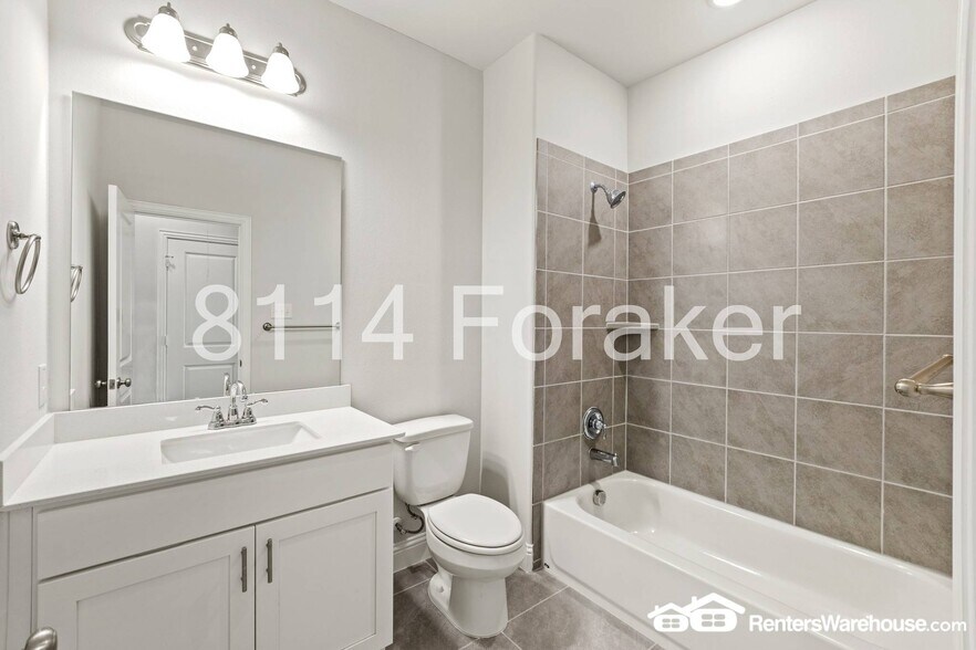 Building Photo - 8114 Foraker St