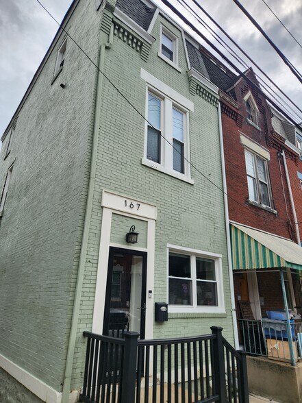 Primary Photo - 167 46th St