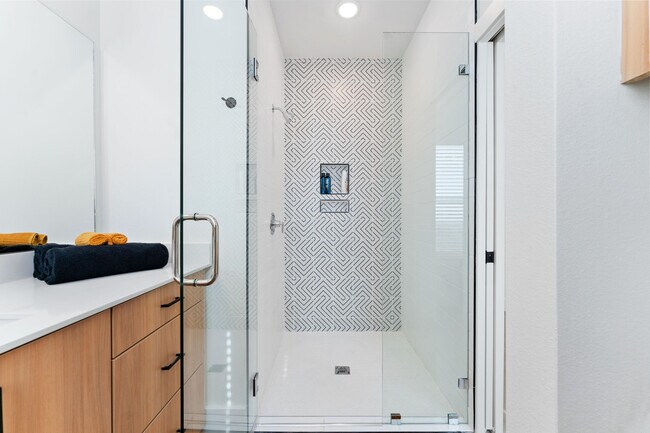 Building Photo - 4513 22nd Pl