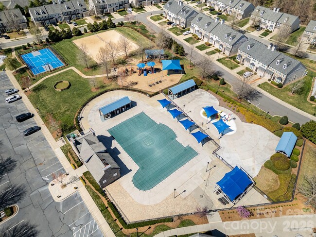 Building Photo - 9320 Glenburn Ln