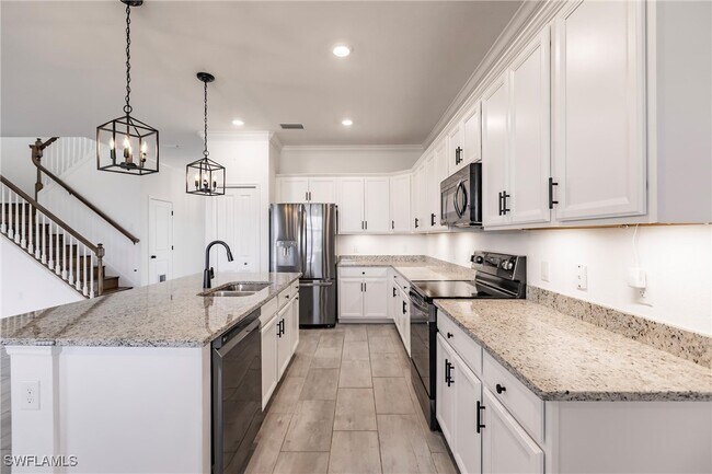 Building Photo - 14599 Cantabria Dr