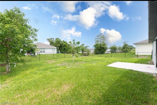 Building Photo - 4137 NE 20th Ct