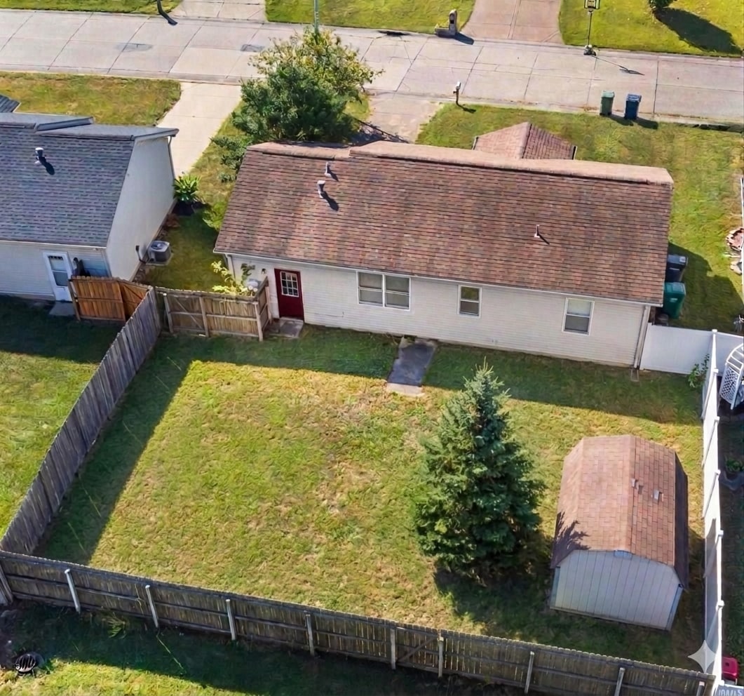 Building Photo - 1816 Davcohn Ave