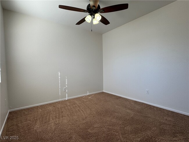 Building Photo - 5934 Gingham St