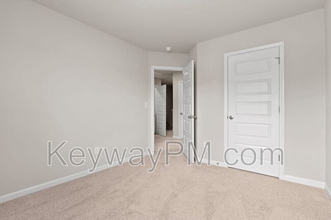 Building Photo - 2182 River Park Ct