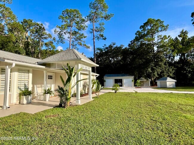 Building Photo - 2312 Plantation Lake Dr