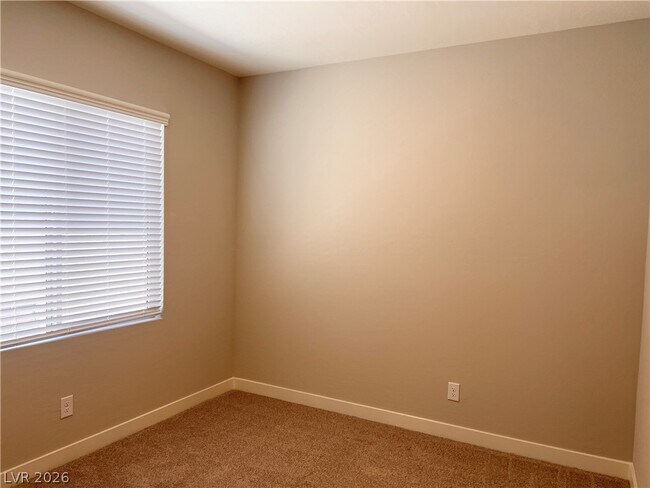Building Photo - 3232 Lahontan St