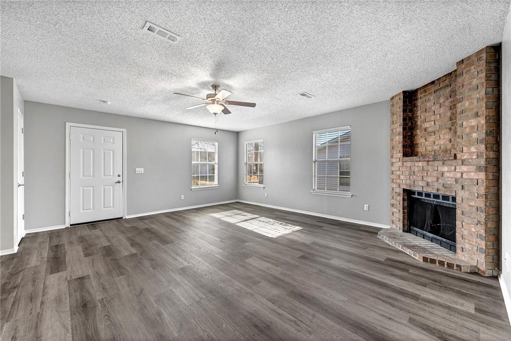 Building Photo - 4378 W Thrasher Dr