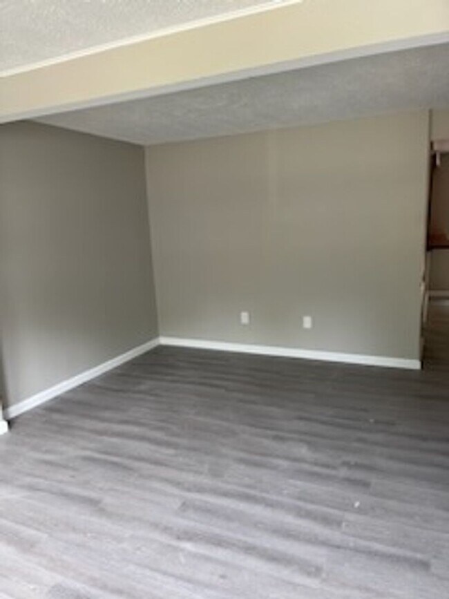 Building Photo - 3422 Belfry Ln