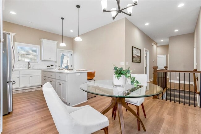 Building Photo - 11010 W 55th Ter